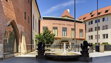 Charles Üniversitesi Kabul Şartları